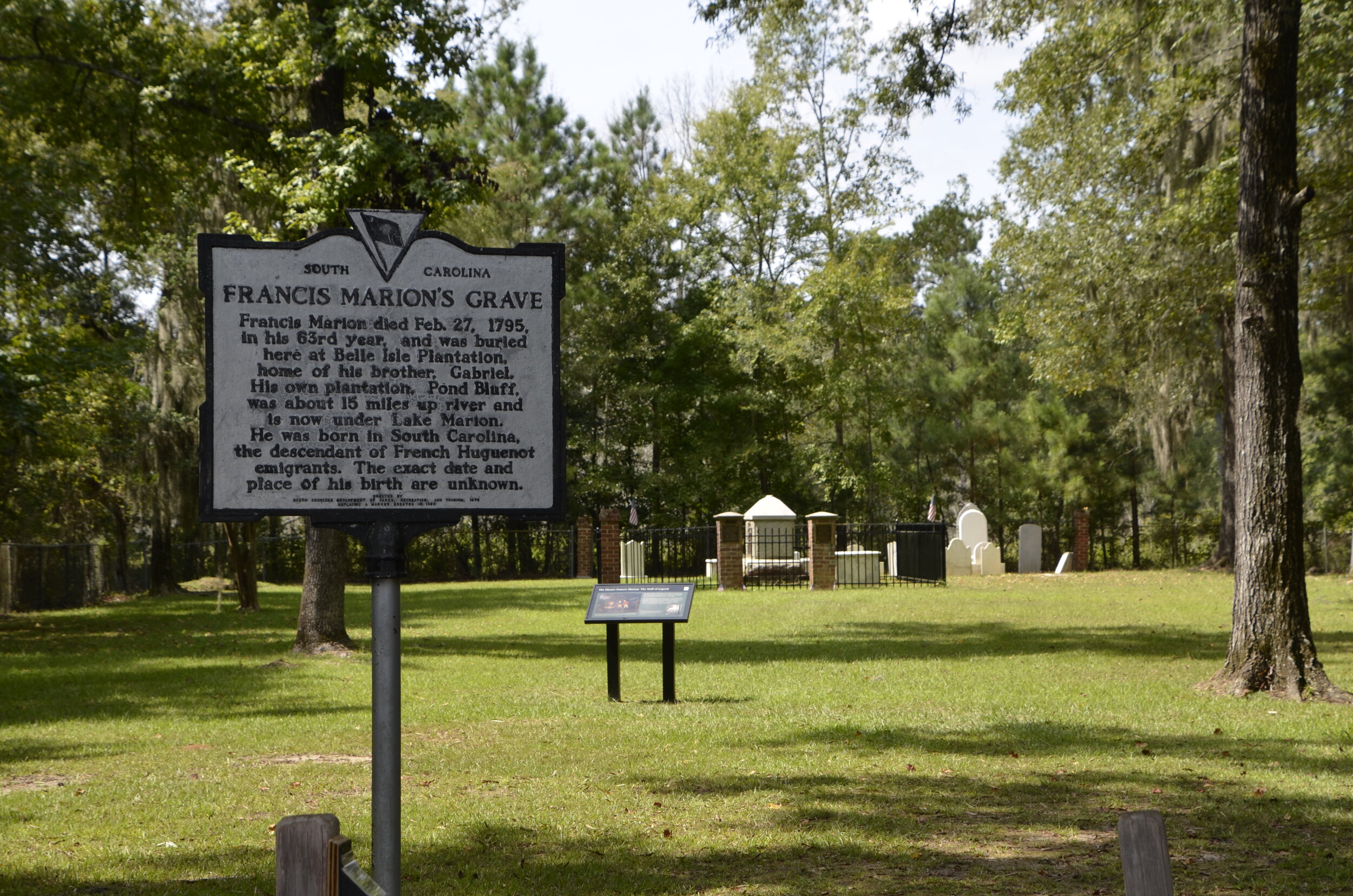Francis Marion Gravesite Pineville_003_DLucas.JPG